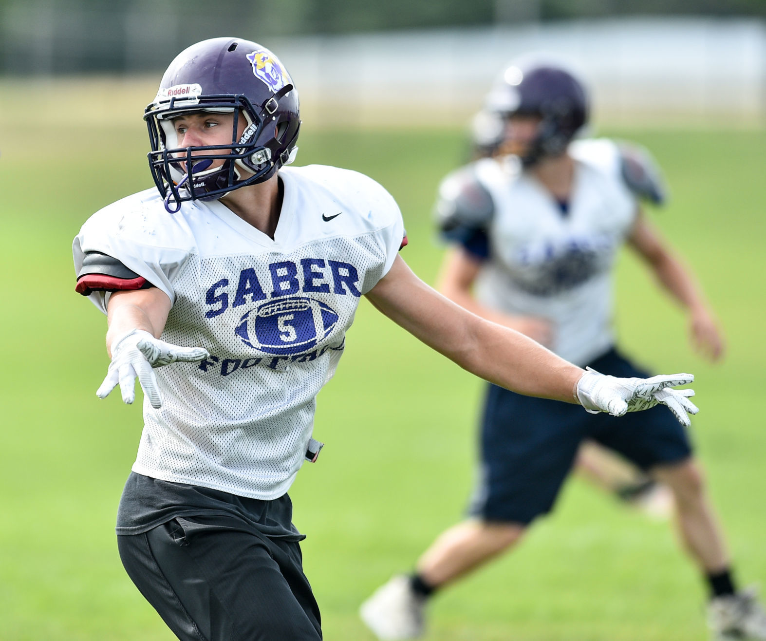 081519-qct-spt-dewitt-football-044a.JPG
